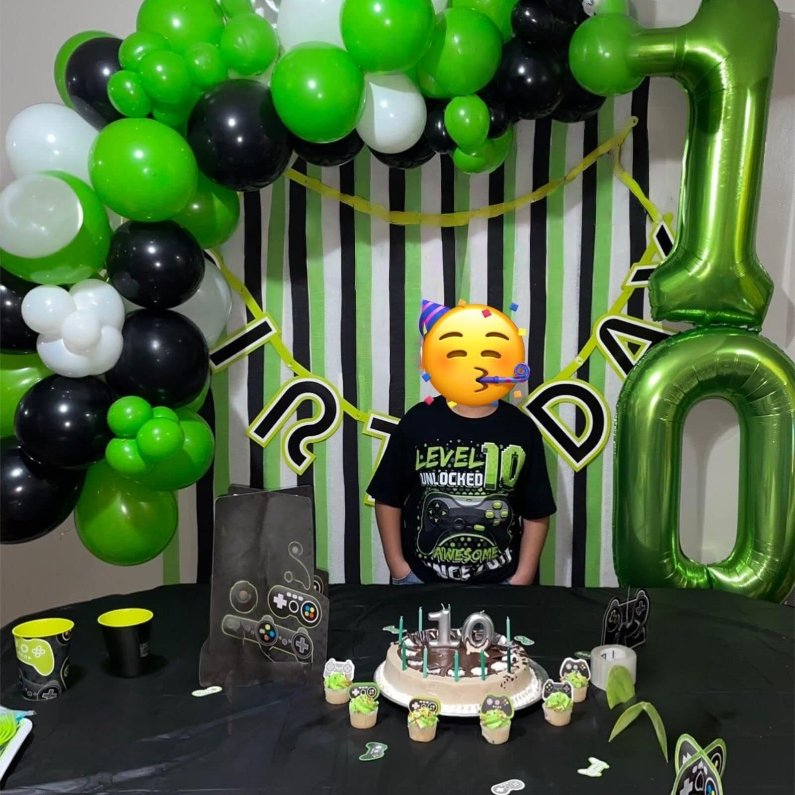 Lingqiang foil balloon, green 1, ideal as a photo backdrop for celebrations.