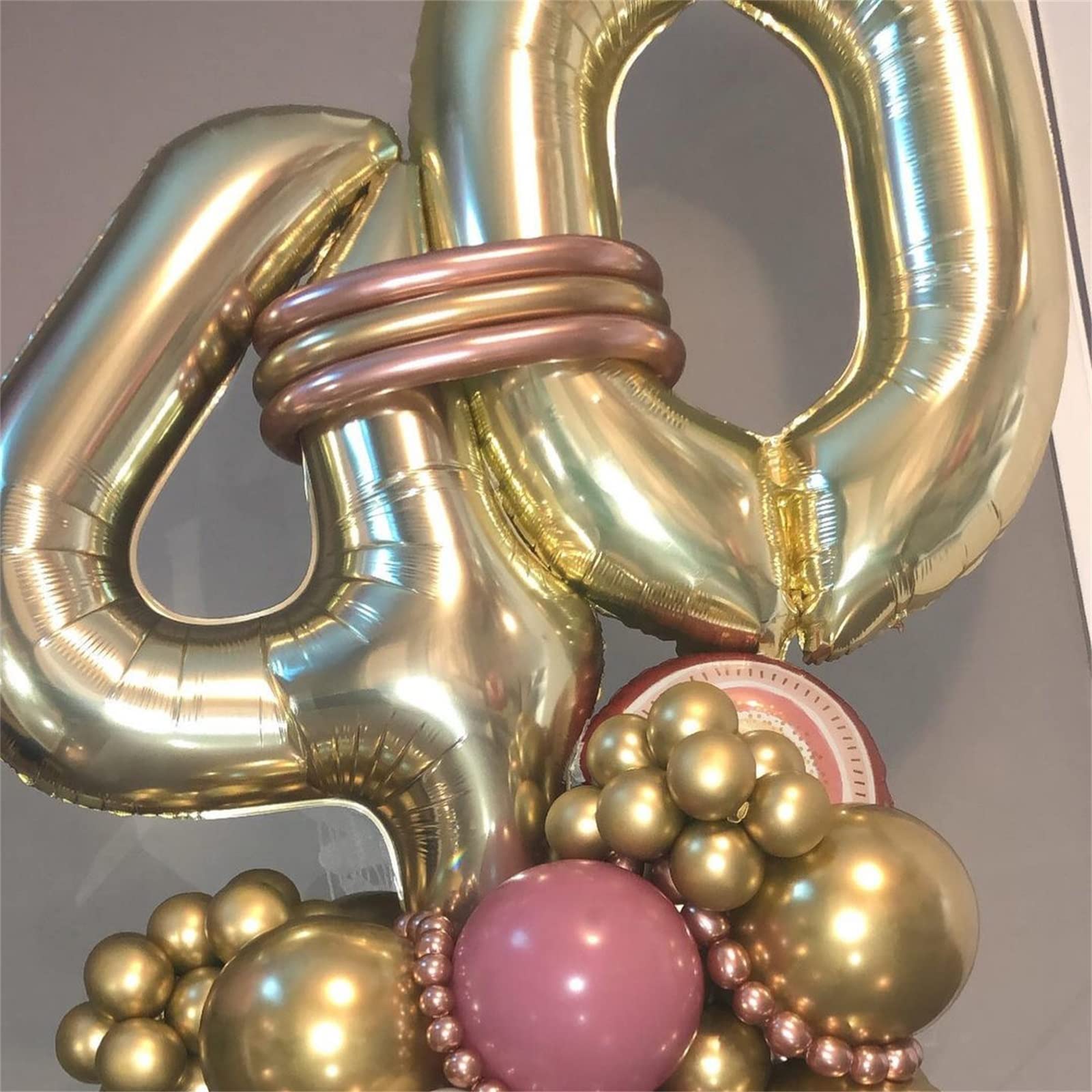 Lingqiang gold number 5 backdrop decor for birthdays and anniversaries