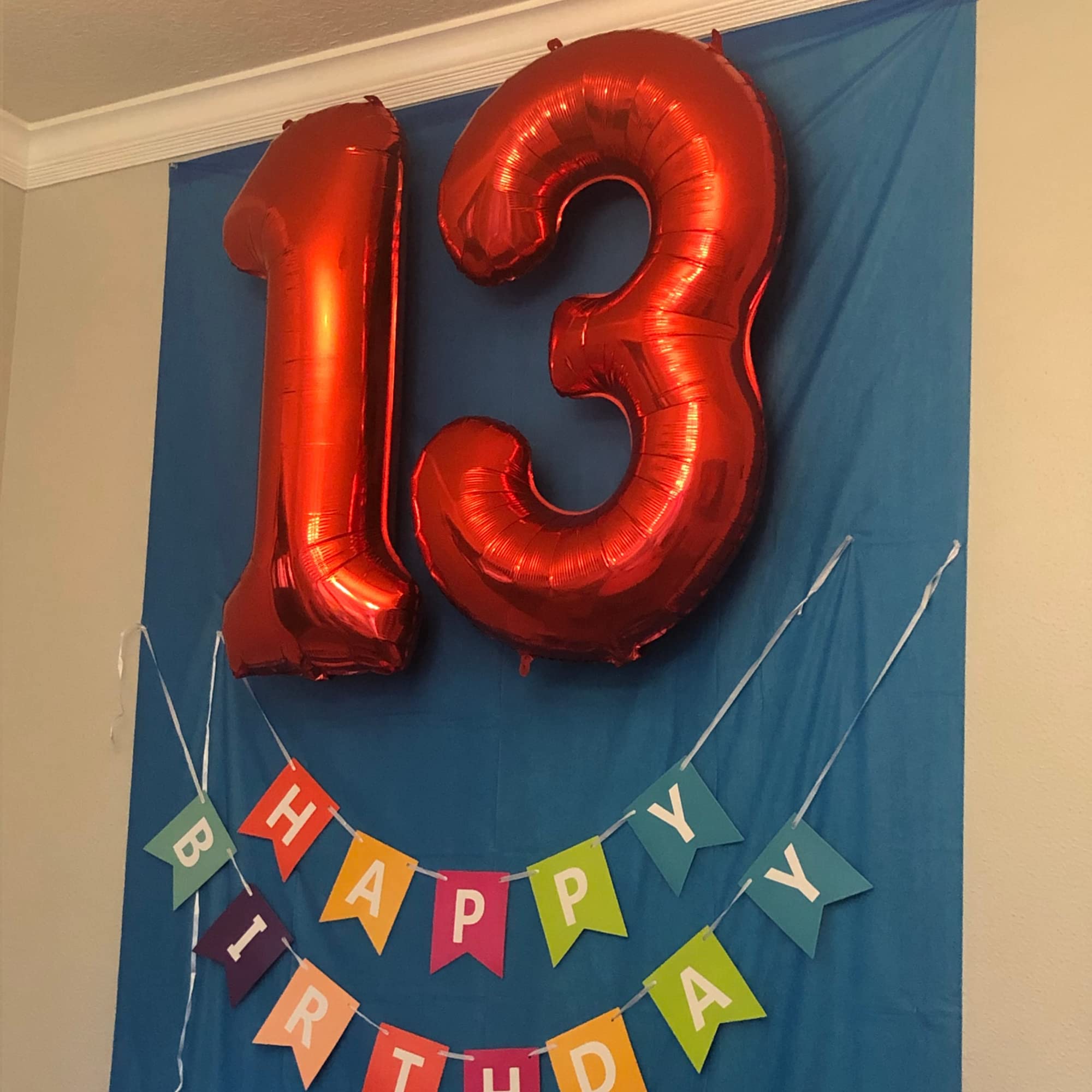 Lingqiang independent digits balloons allow flexible number combos.