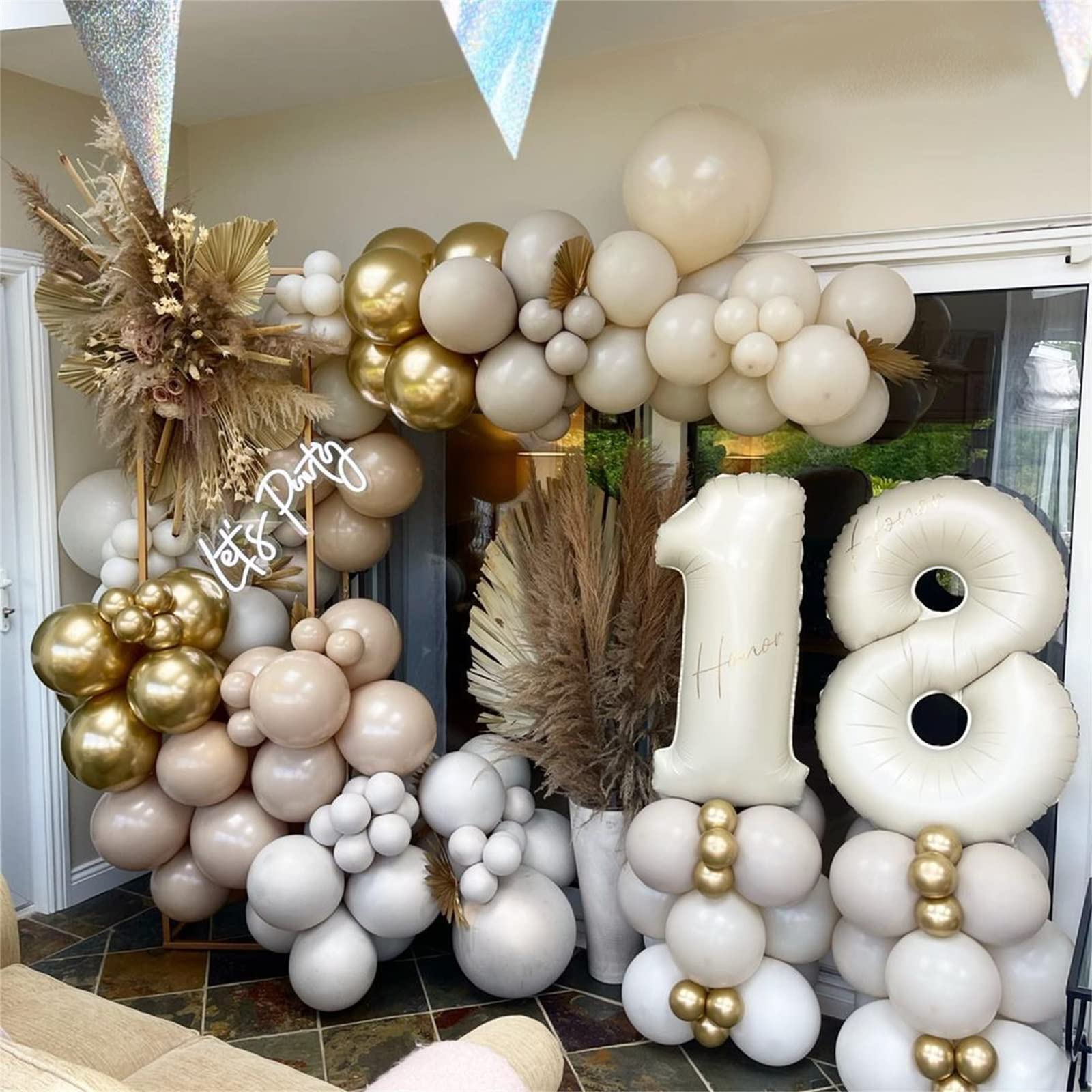 Lingqiang photo-prop decor for anniversaries and milestone events.
