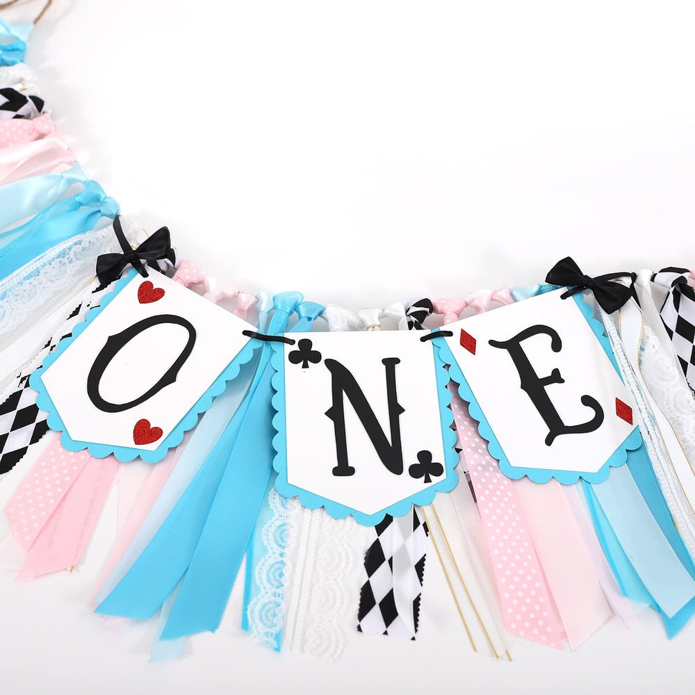 LINLULU blue colorway enhances whimsical Alice in Wonderland storytelling at celebrations