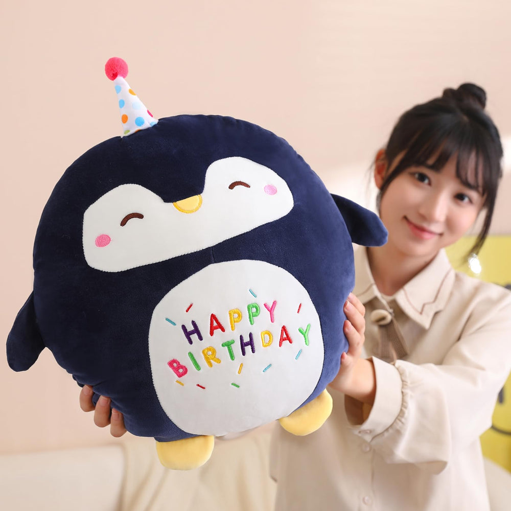 Litence penguin plush measures 48 cm tall for versatile use.