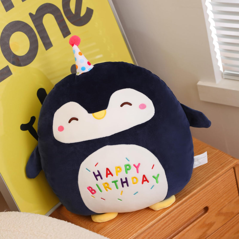 Litence penguin plush made of soft short plush for a gentle touch.