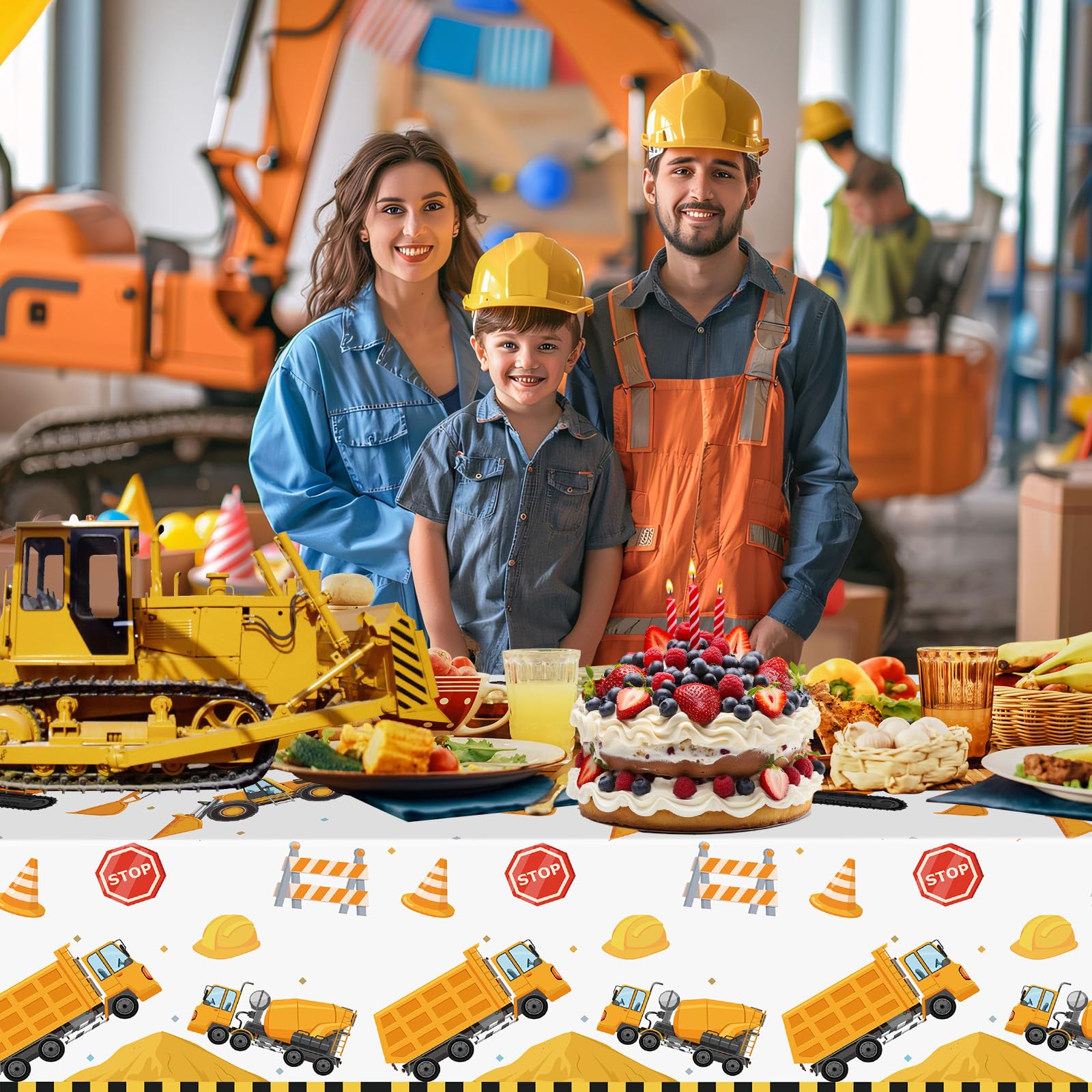 Litmitfu construction tablecloth used outdoors for picnic or garden parties.