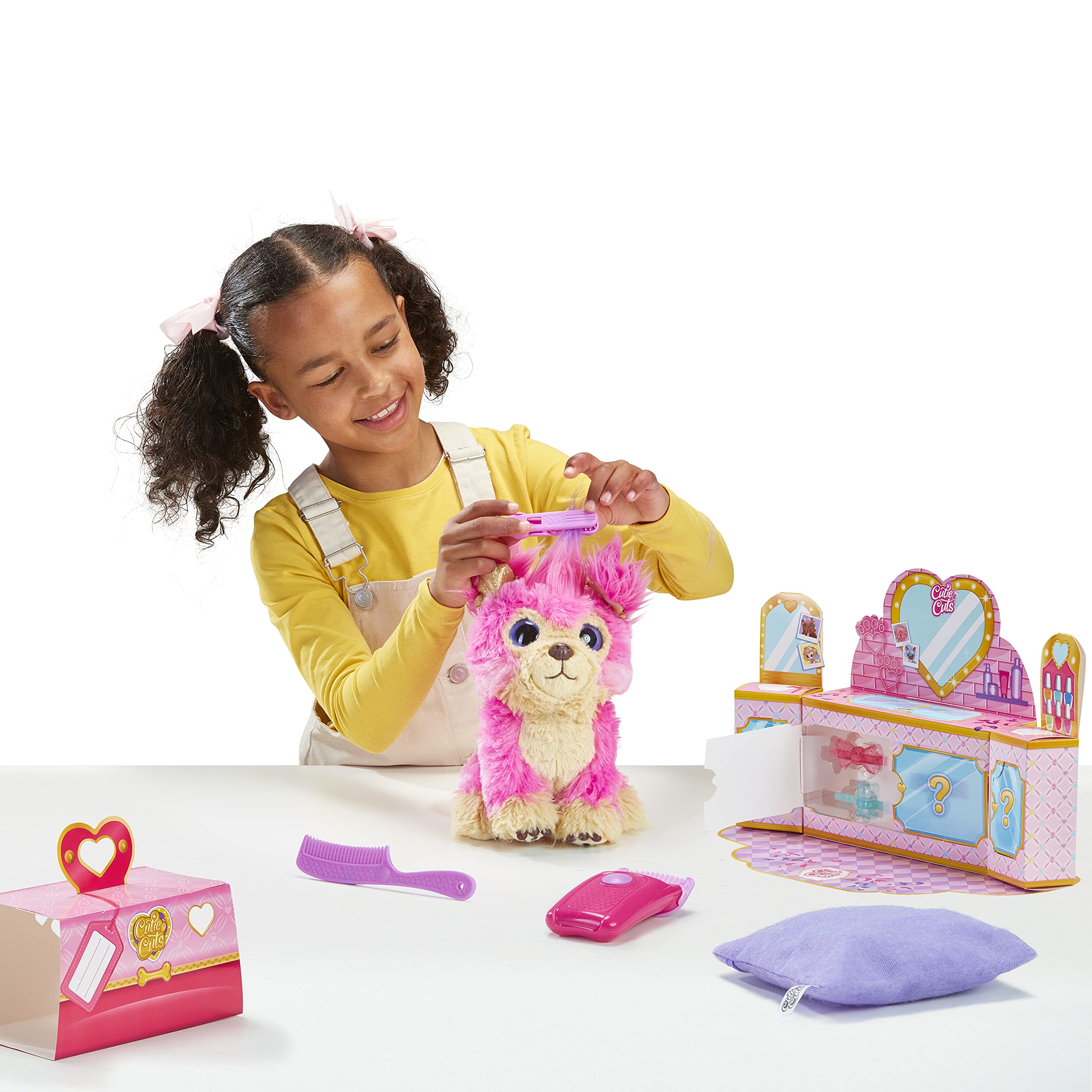Little Live Scruff-A-Luvs Cutie Cuts cross-sell booklet for extra tips.