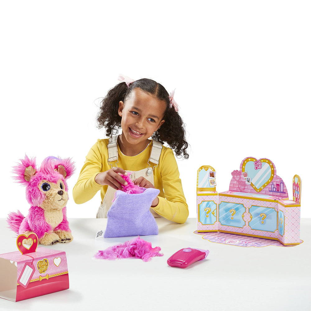 Little Live Scruff-A-Luvs Cutie Cuts plush character for cuddly storytelling.