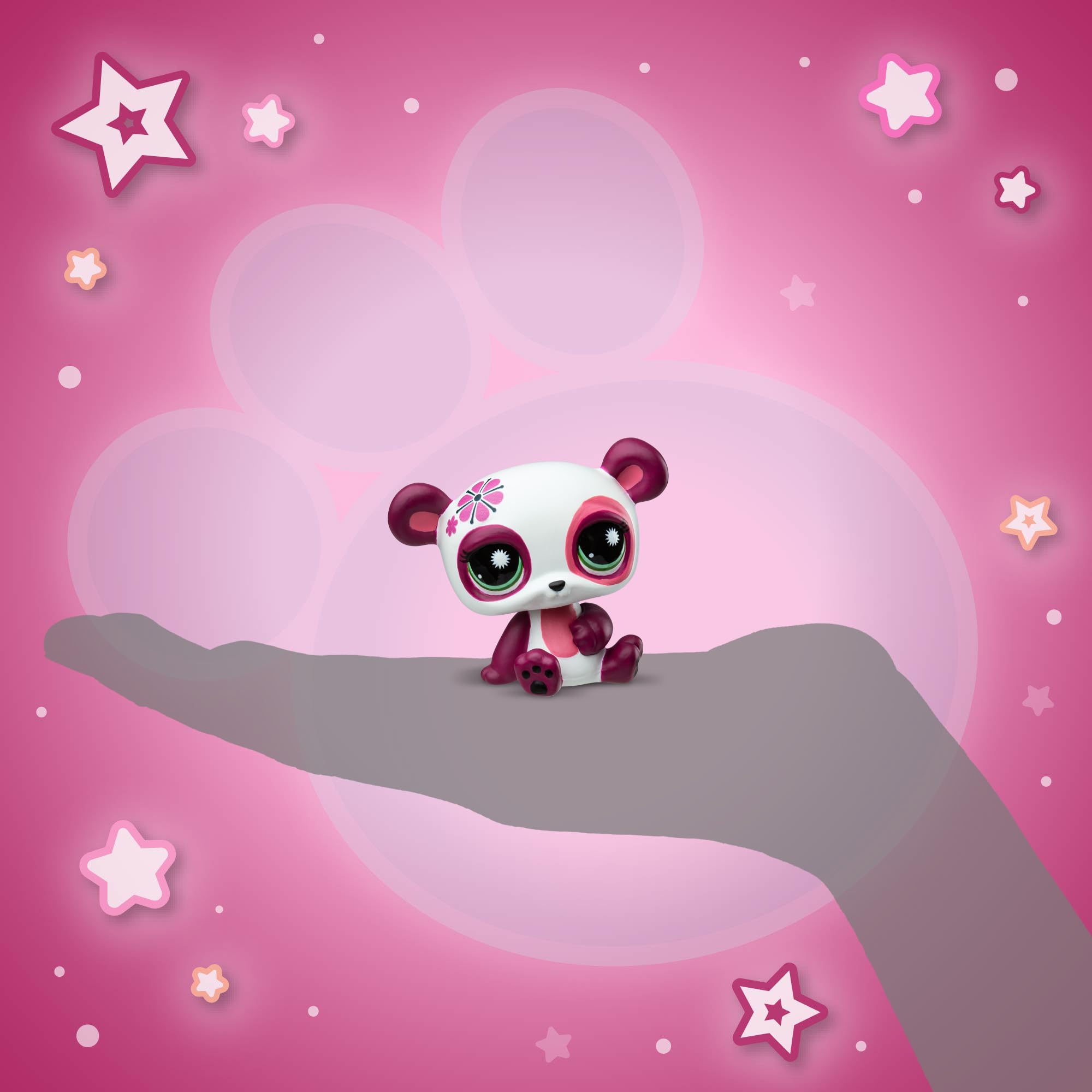 Littlest Pet Shop packaging includes QR code for extra digital content.