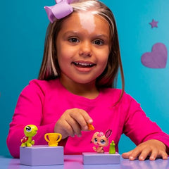 Littlest Pet Shop three accessories included for customizing the duo