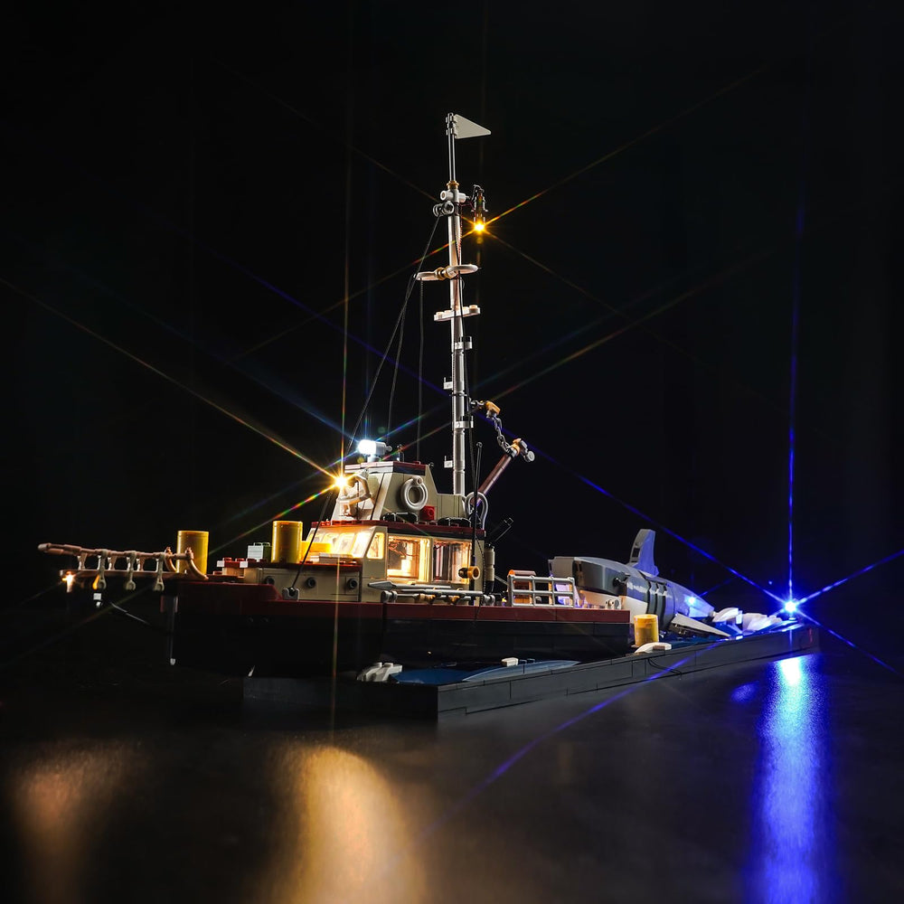 LocoLee LED kit helps showcase the 21350 Jaws figure under different lighting.