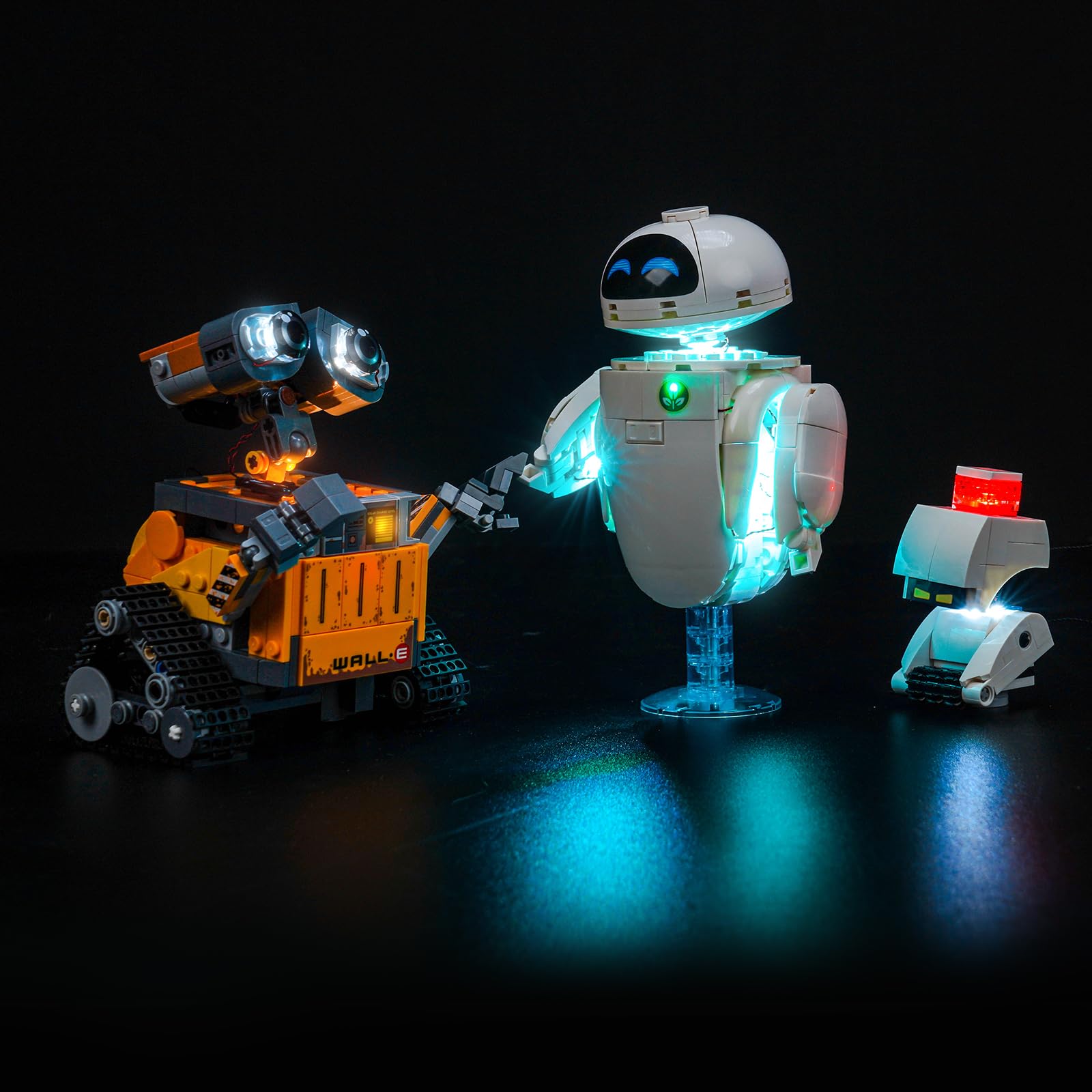 LocoLee light kit for Wall-E and EVE interior lighting reveals vivid details