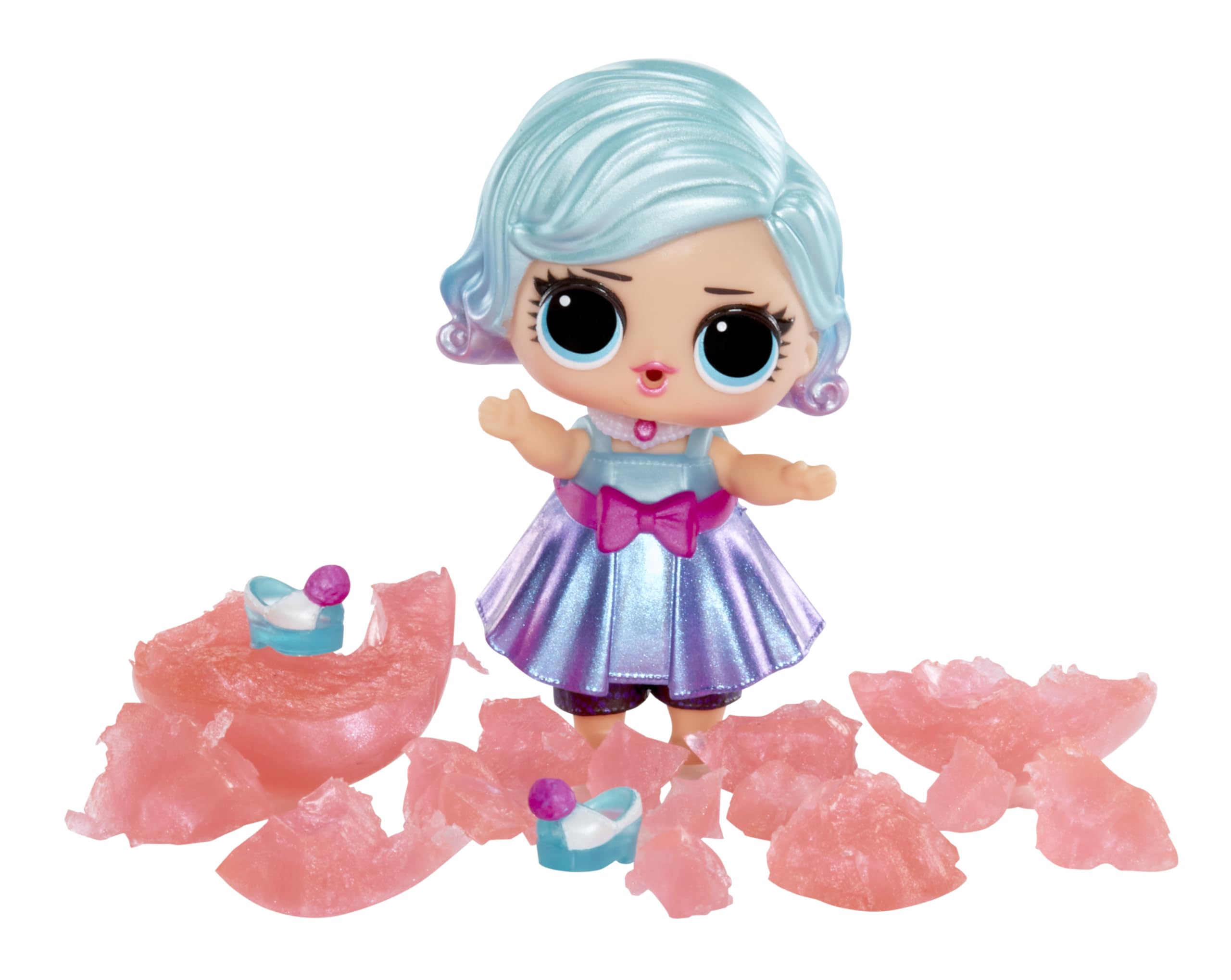 L.O.L. Surprise Big Party party confetti and charms reveal surprises during playtime.