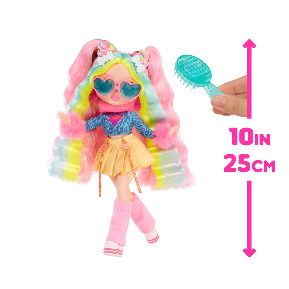L.O.L. Surprise! OMG Sunshine Color Change Bubblegum DJ accessories for mix and match