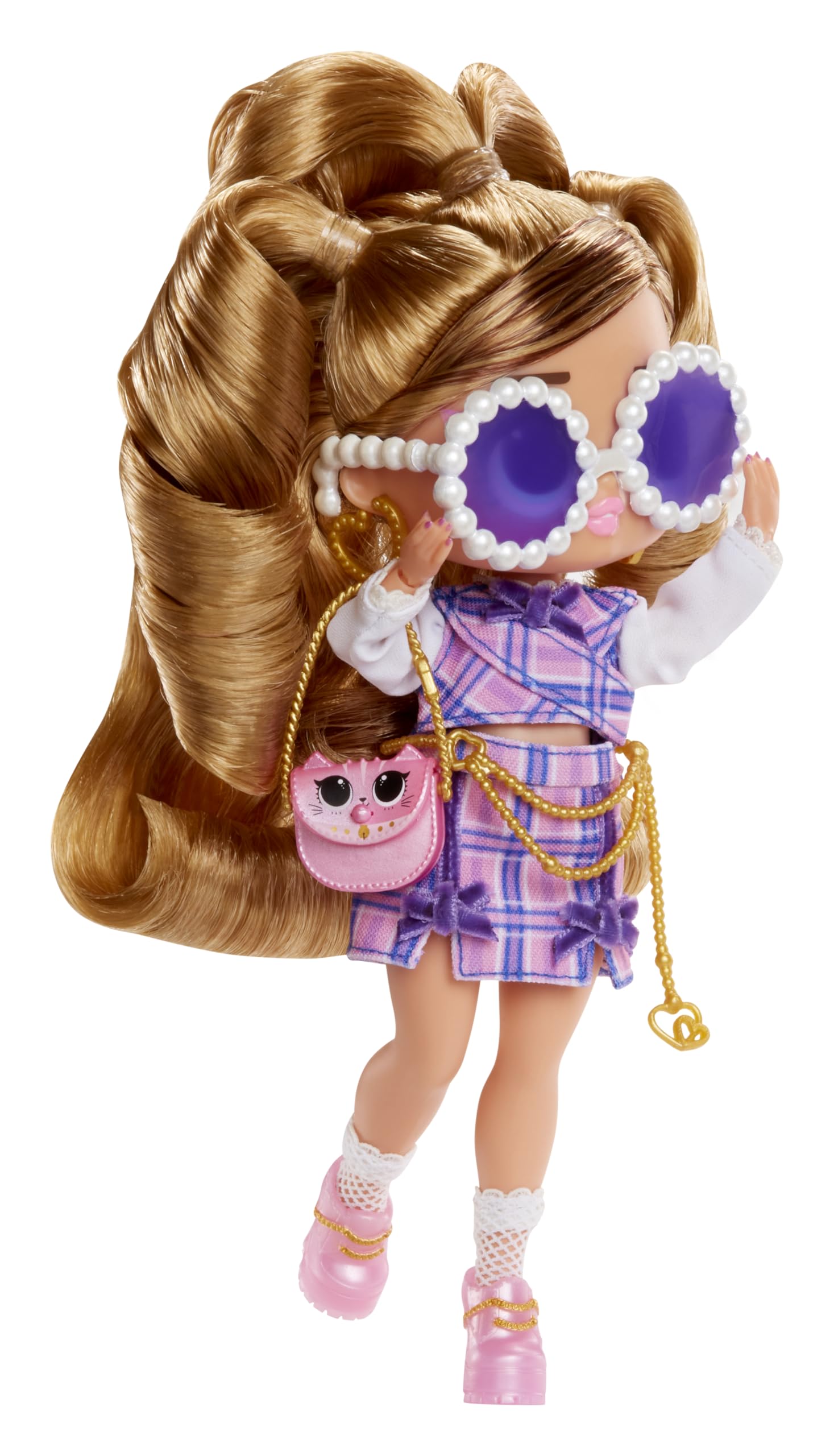 LOL Surprise Tweens Freshest shoes and details inspire dress-up fun