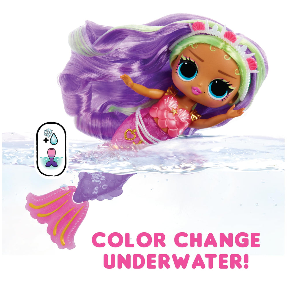 L.O.L. Surprise Tweens Mermaid Cleo Clove movable fin enables playful posing and action.