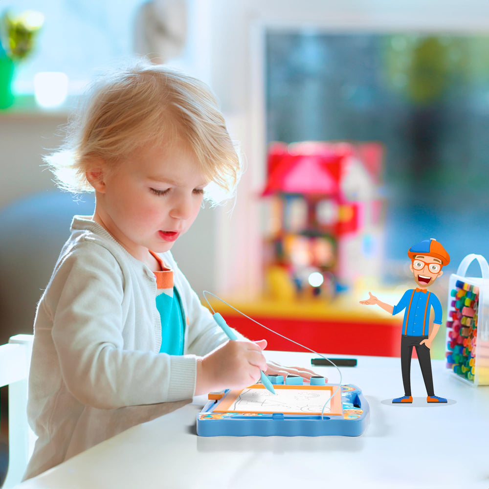 Lollipop Blippi magnetic sketcher erase slider enables quick resets after every idea.