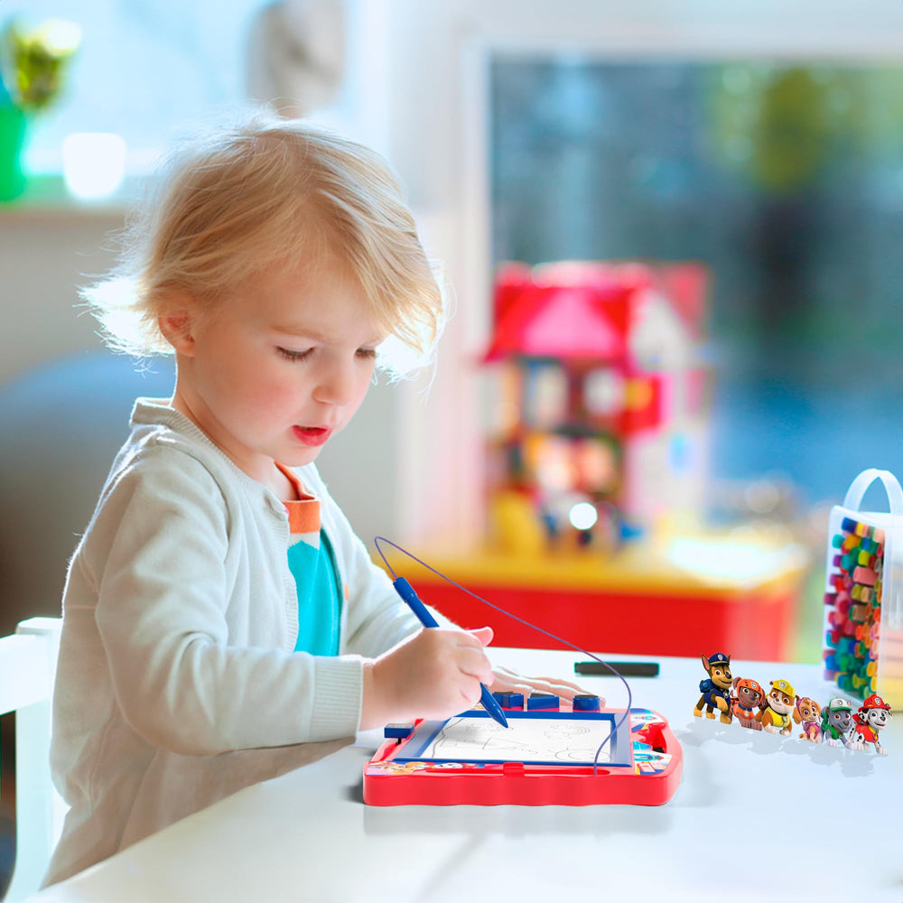 Lollipop Paw Patrol educational toy stimulates creativity and fine motor skills