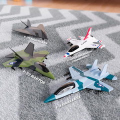 Lollipop pull-back diecast jet ready for quick play.