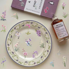 LOOGFDC laptop sticker with watercolor wildflowers, easy to reposition on laptops and notebooks.