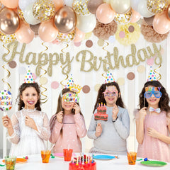 Loroba latex balloons in champagne tones create a lush backdrop.