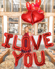 Lovoir 33-foot ribbon included elevates balloon arrangements and table decor.