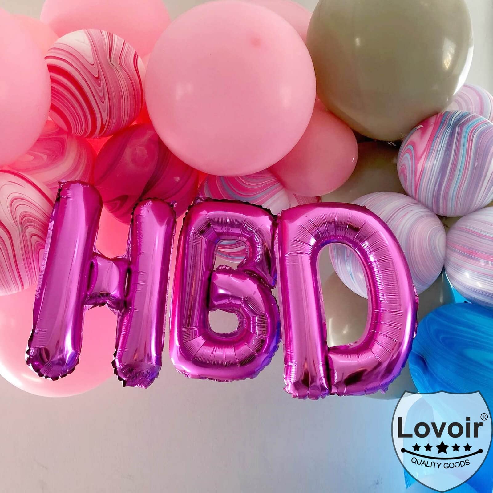 Deflation with straw for Lovoir X balloon enables easy reuse after the party.