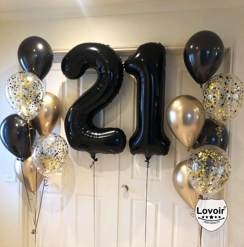 Lovoir black number balloon with ribbon included, simple hanging.