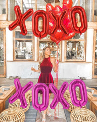 Lovoir easy-seal Valentine balloons enabling quick setup at events.