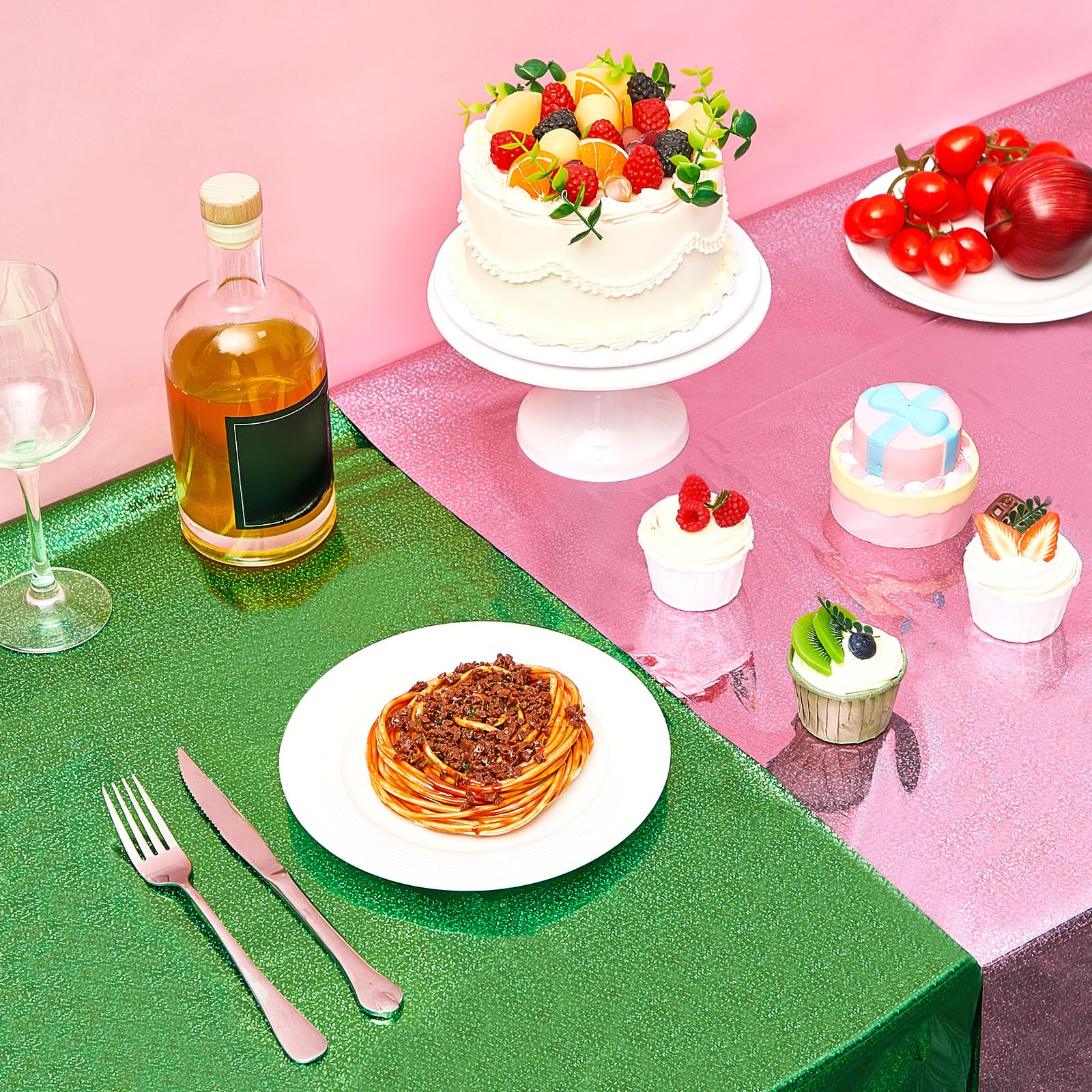LOYIM two-color glitter tablecloth suits princess and witch themes for events.