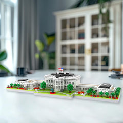 LQPFBSM Desk décor display highlights a dignified American landmark