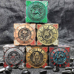 Luazuri spinning dice with gyroscope mechanism enables quick, fair results.