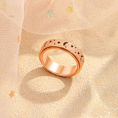 LuckyAmor moon-star hollow band design emphasizes unique decorative contrast
