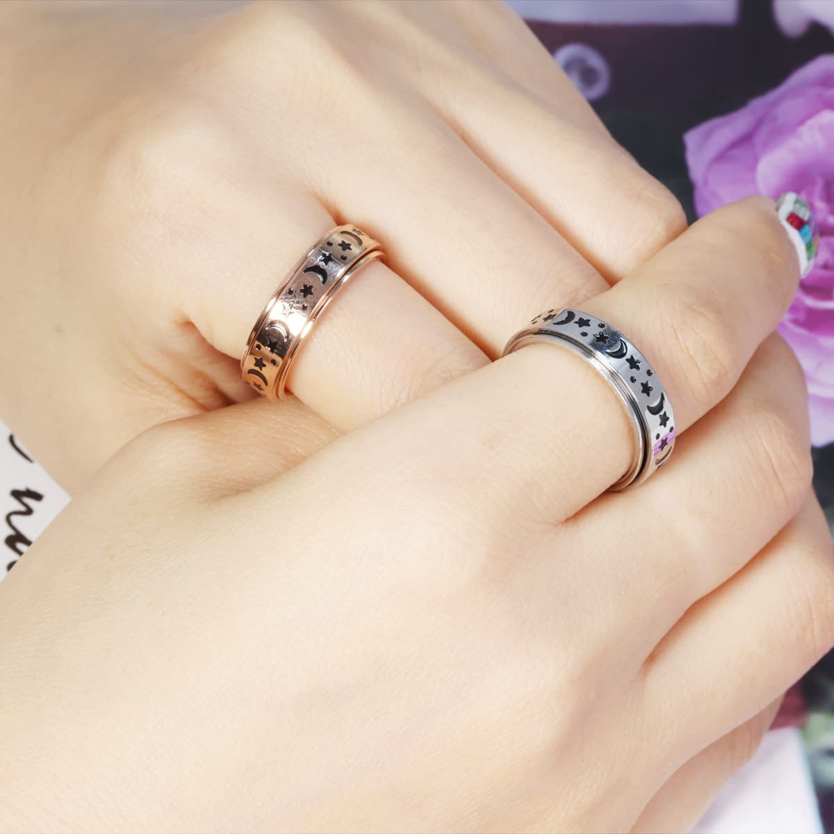 LuckyAmor anti-anxiety rolling toy feature helps discreet fidgeting.