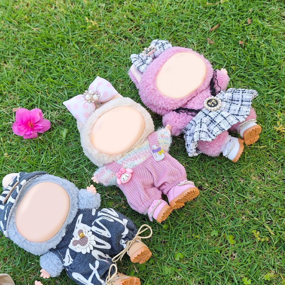 Lukax 17cm doll ensemble supports quick changes and adorable looks.