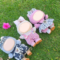 Lukax 17cm doll ensemble supports quick changes and adorable looks.