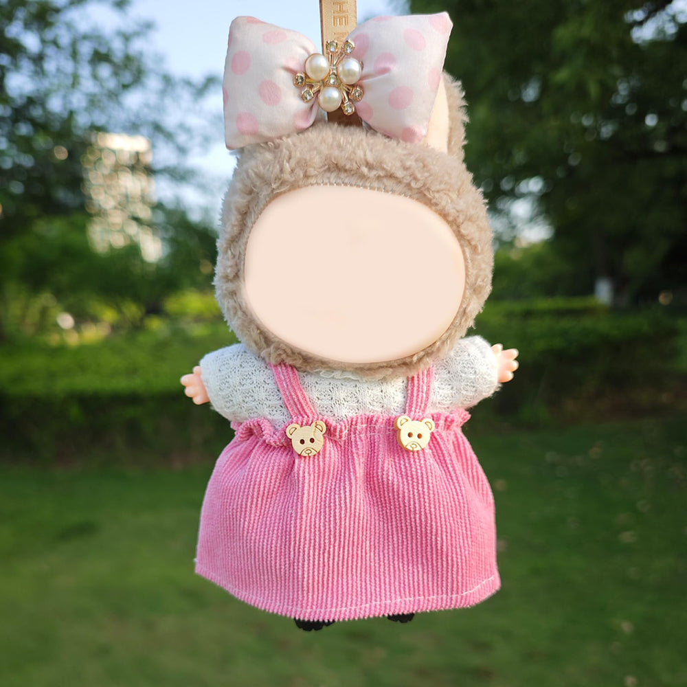 Lukax hair clip adds a cute touch for quick doll styling