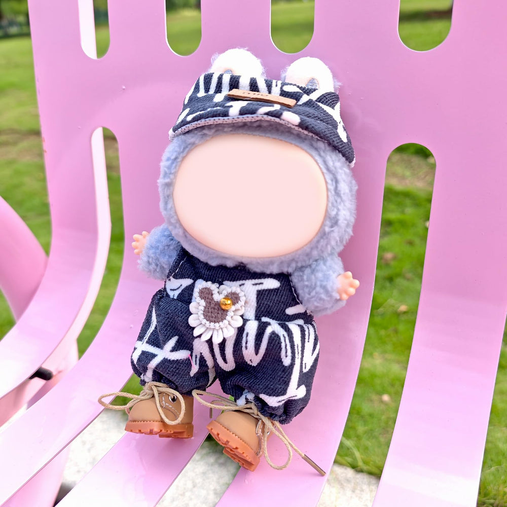 Versatile Lukax boots complement many doll outfits for creative play.
