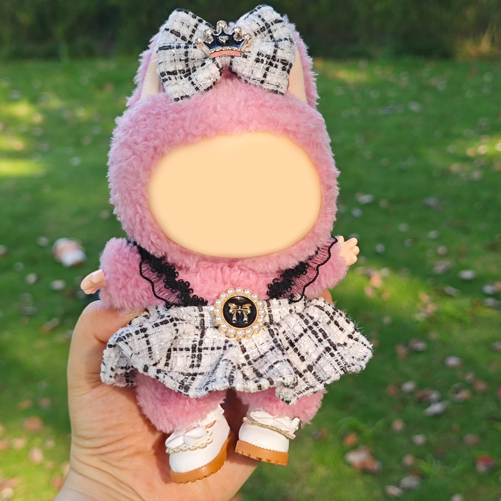 Lukax gift-ready doll clothes set for collectors and imaginative storytelling.