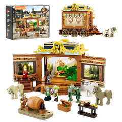 Lumibricks Medieval Troupe Carriage exterior showcases authentic medieval charm for imaginative display