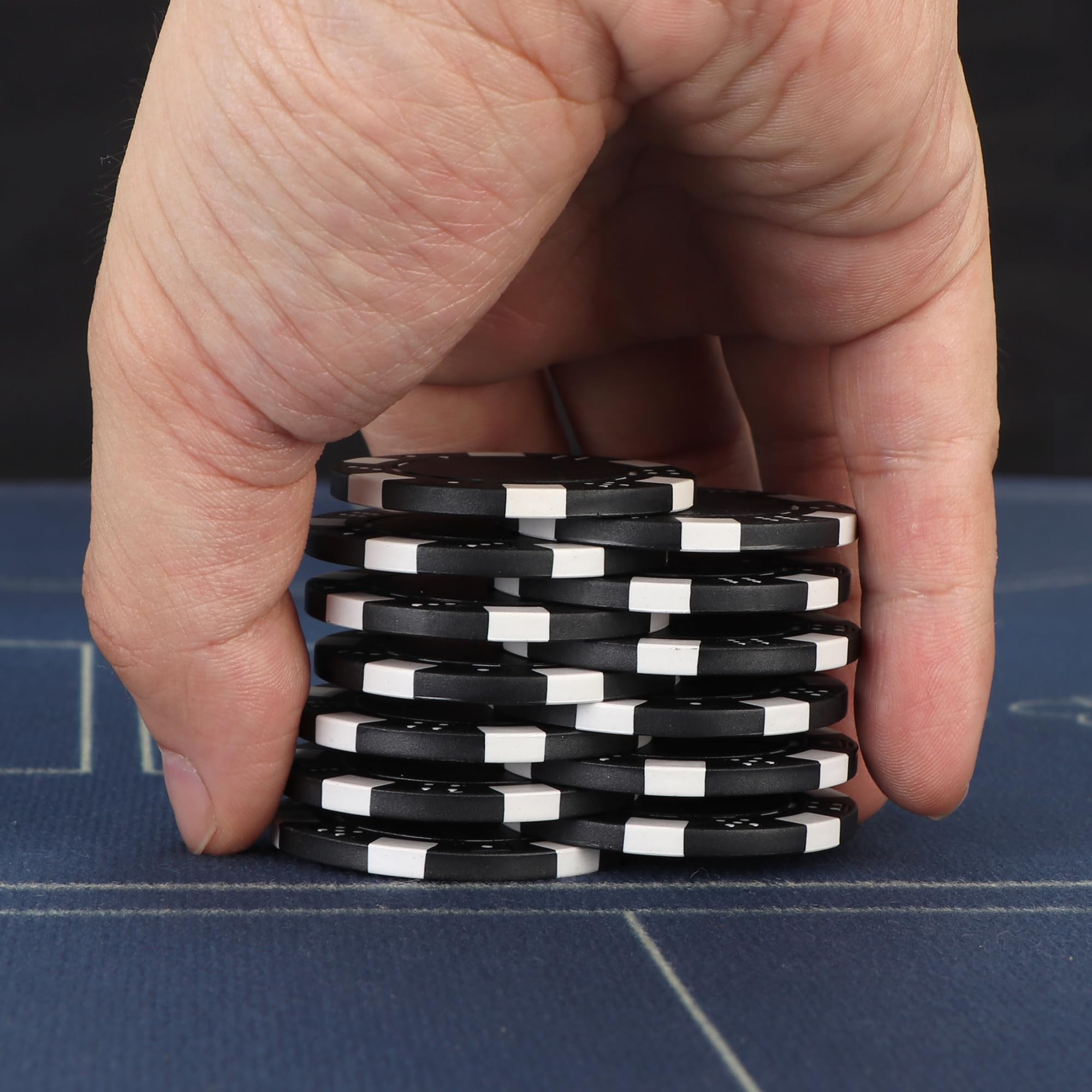 LUOBAO casino-grade poker chip kit packaged for gifting.