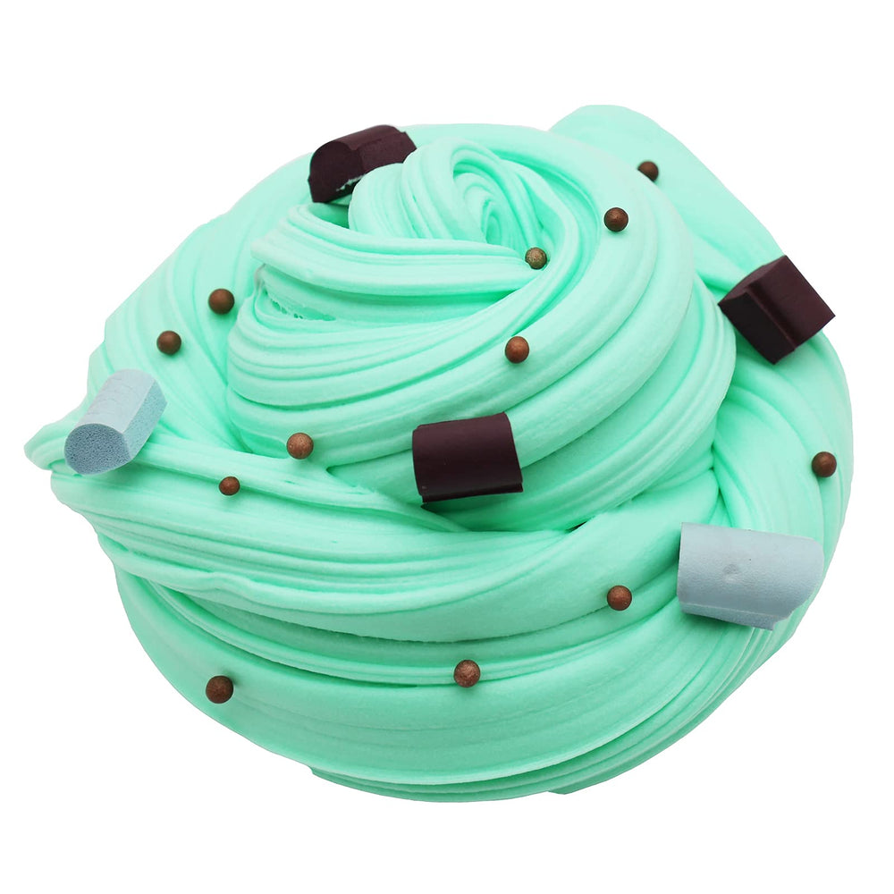 Luskidol Butter Chocolate Slime stretched in action supports creative play.
