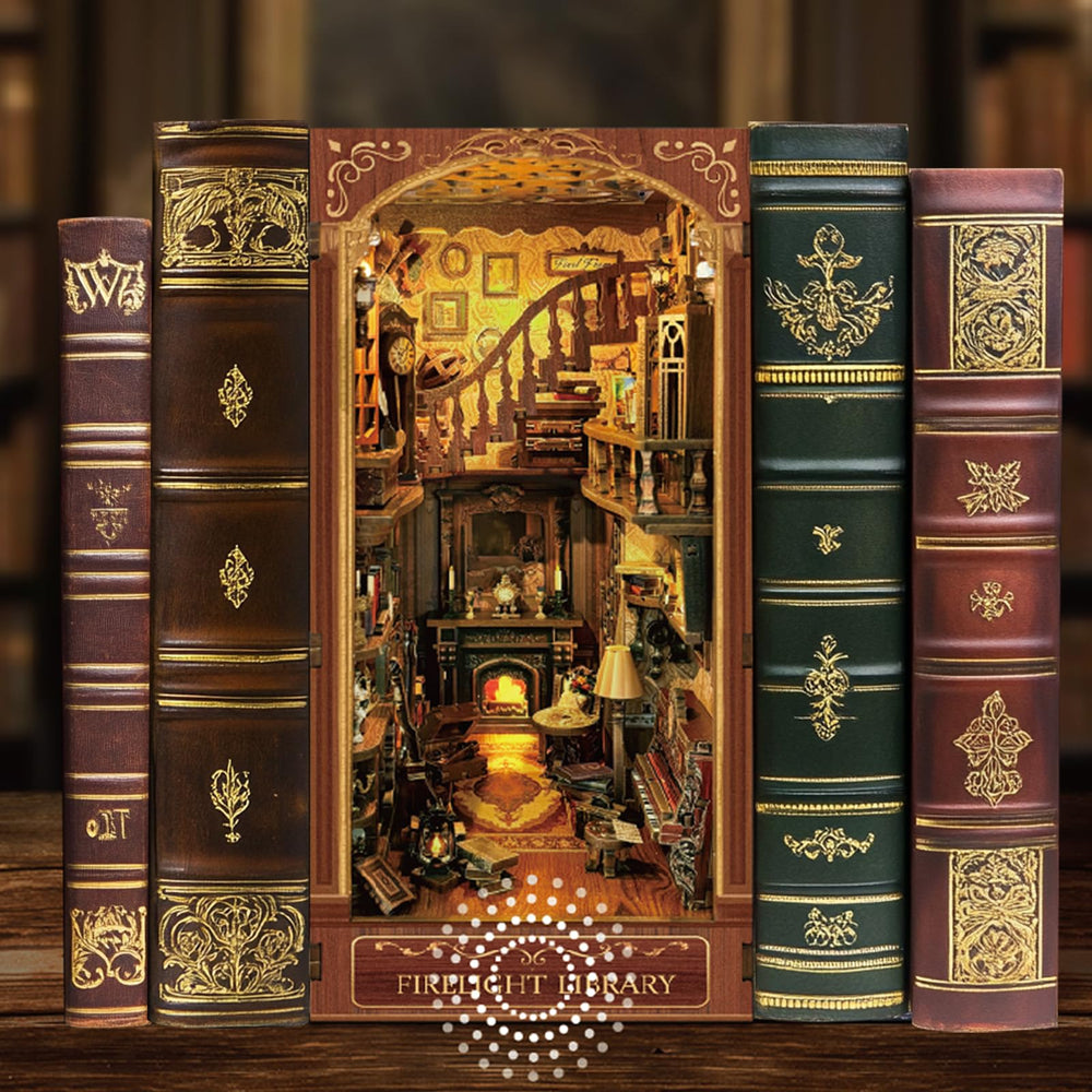 Luuwik Firelight Library Nook dust cover protects miniature library