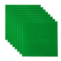 LVHERO Classic baseplate 10x10 green offers a sturdy surface compatible with all major brands.