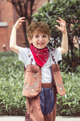 LXKIKMM red bandana complements the vest for versatile costume styling.