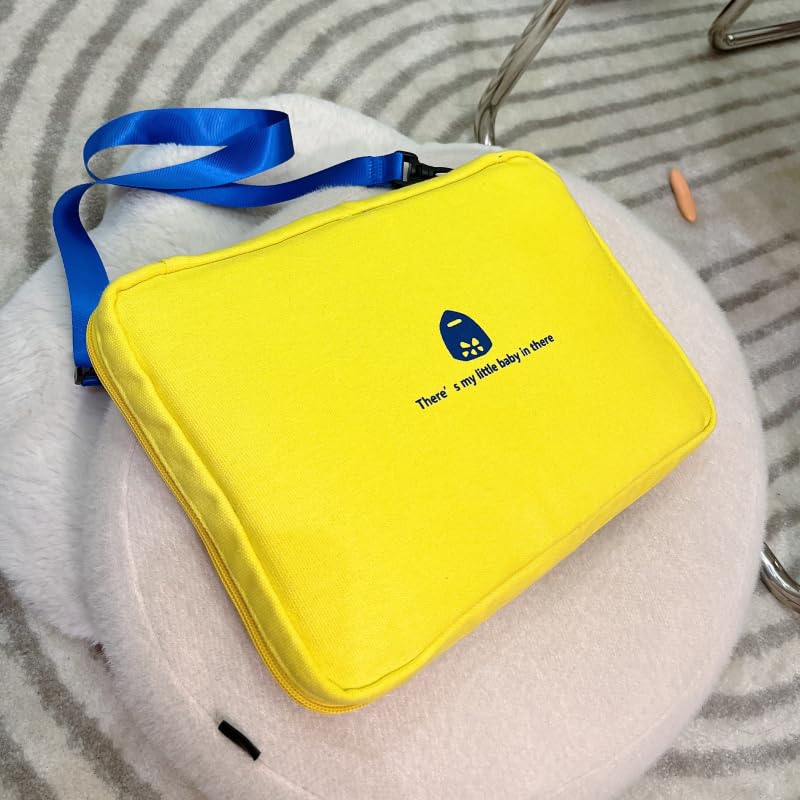 Lycnufrewolf portable play case travel-friendly design makes trips easier.