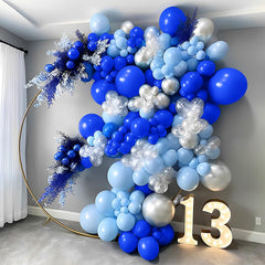 LYNSP royal blue balloons add chic birthday party decorations.