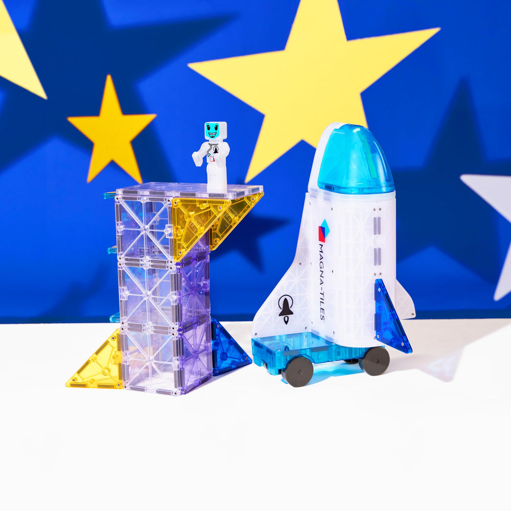 MAGNA-TILES Space Figure featuring friendly astronaut for imaginative play
