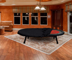 MaWGcowerd form-fitting edge hugs a 96-inch poker table securely