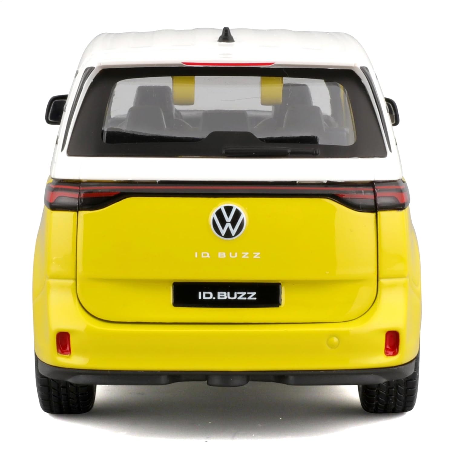 Maisto 1:24 SE VW ID. Buzz wheels detail for accurate stance.