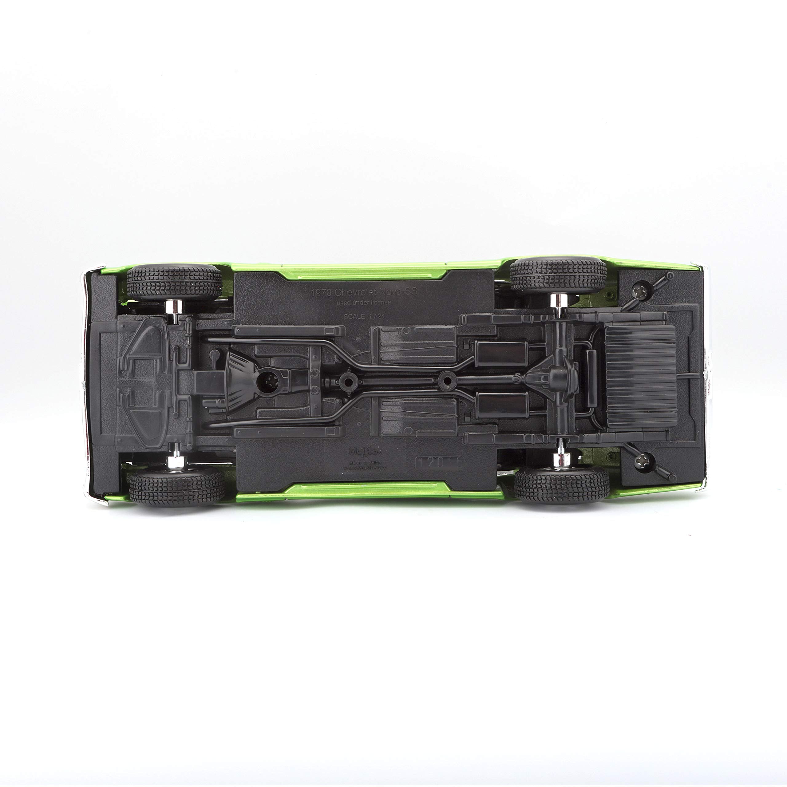 Maisto 1:24 Nova SS green finish for vivid display