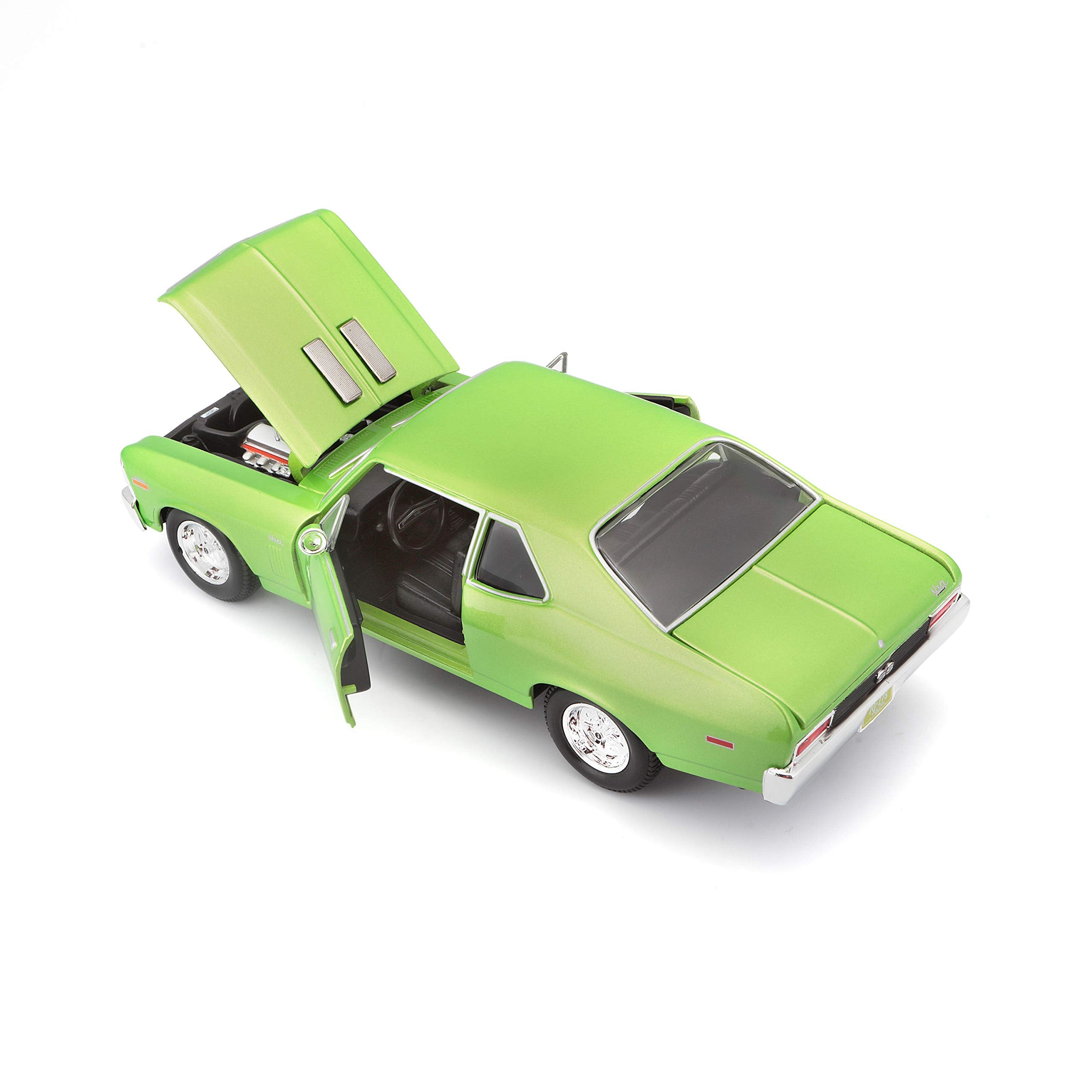 Maisto 1:24 Nova SS opening doors and hood showcase